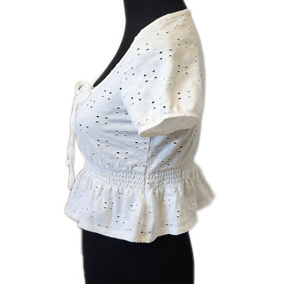 Arizona Scoop Neck White Eyelet Cropped Peplum Blouse, Puff Sleeves, S - Picture 2 of 6
